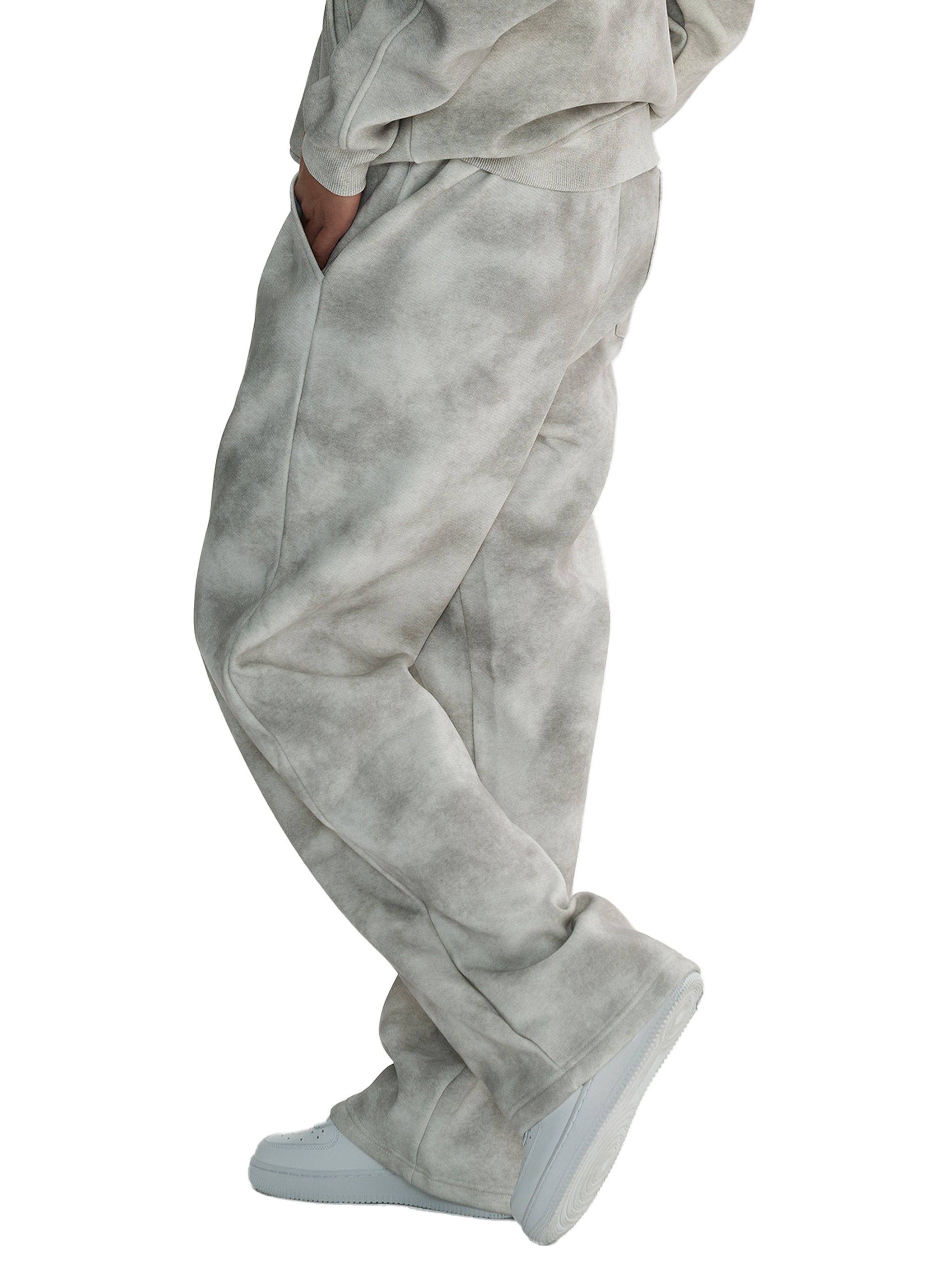 men's wear,men's clothing,everyday wear,comfort wear,MOOD sweatpants,streetwear,trendsetter,statement,everyday sweatpants